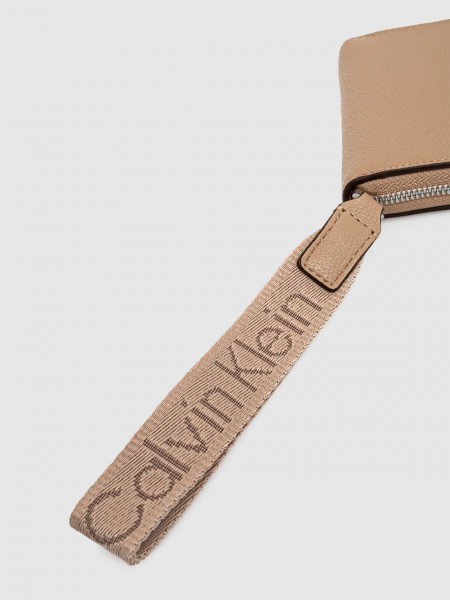 Coin Walle Woman Calvin Klein